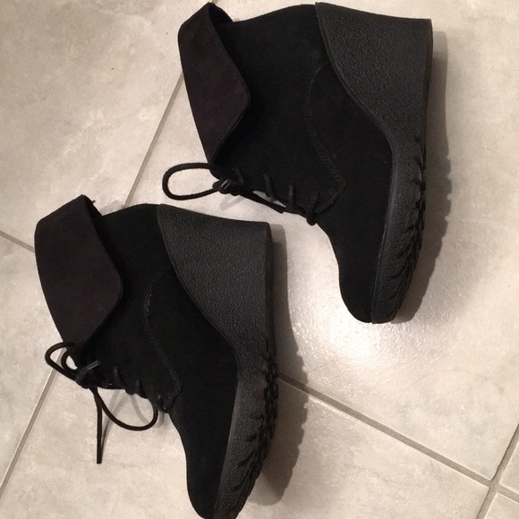 MIA wedge booties - Picture 3 of 6